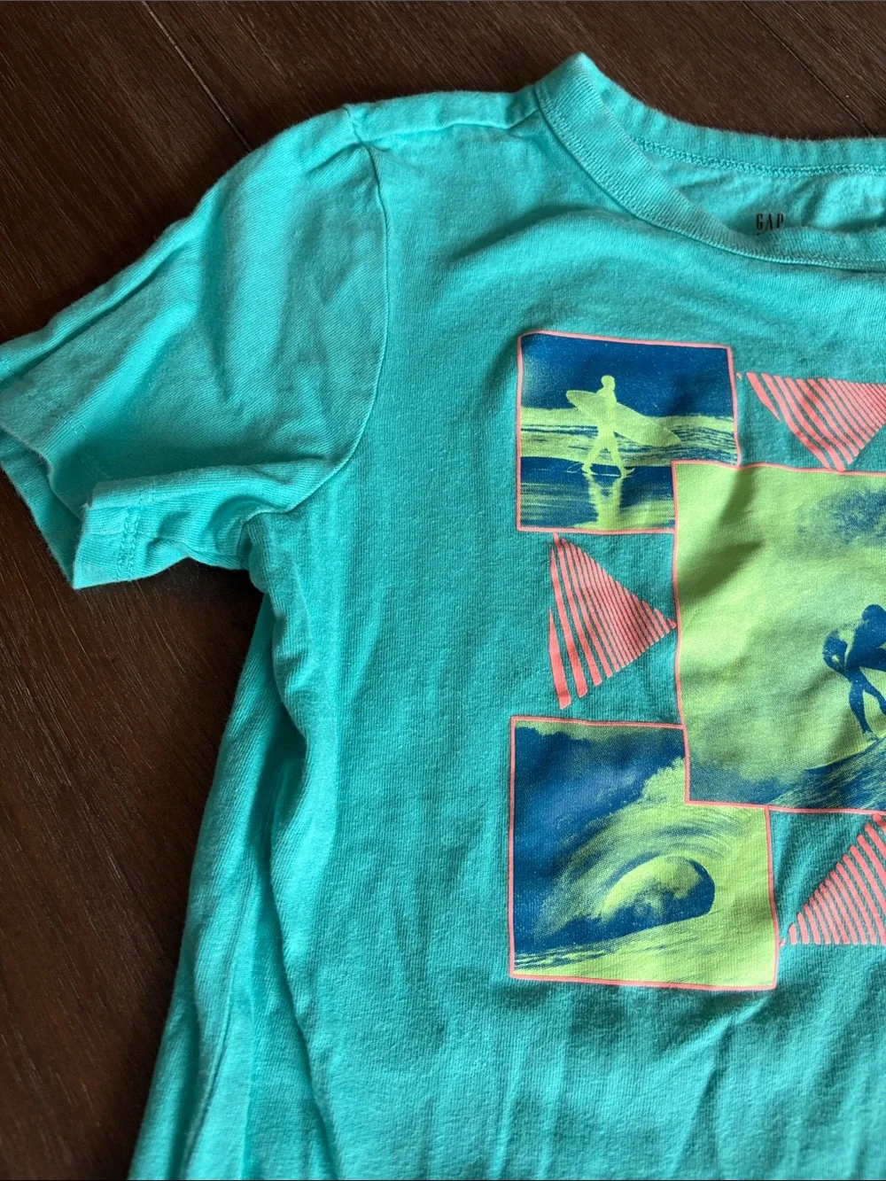 GAP Teal Surf Patch Graphic Tee